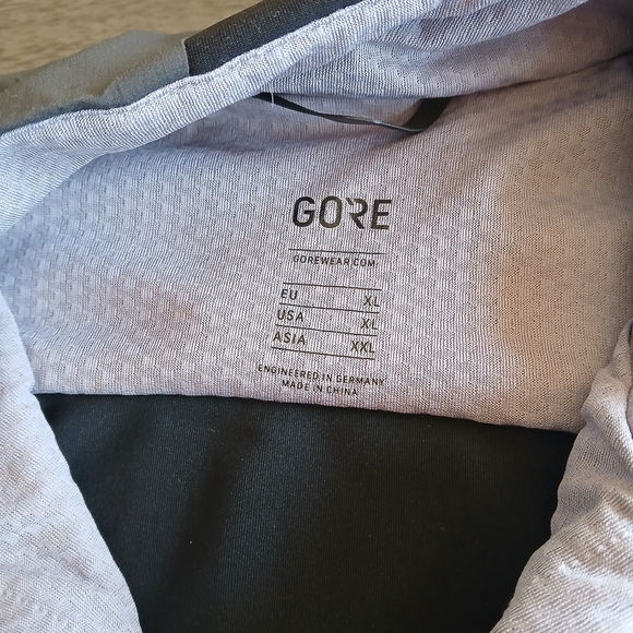 GORE WEAR Mens Jacket The Windstopper Mens XL NWOT - Picture 3 of 5